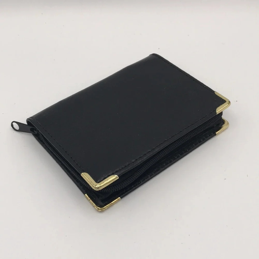 Black leather 32-card zippered credit card case